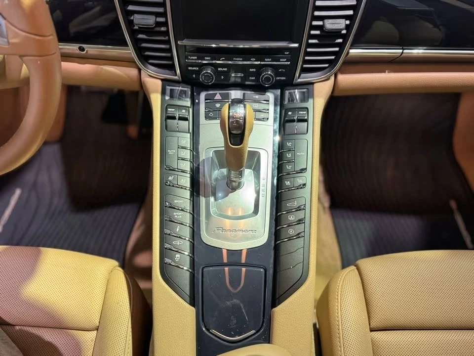 2011 Porsche 970 Panamera 4S - Image 13 of 19