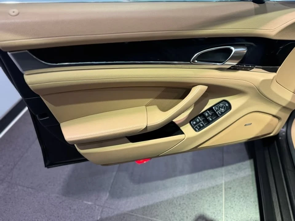 2011 Porsche 970 Panamera 4S - Image 7 of 19