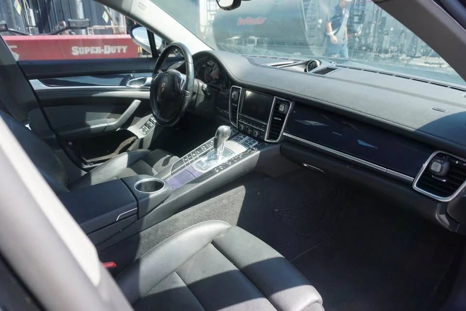 2011 Porsche 970 Panamera 4S - Image 9 of 20