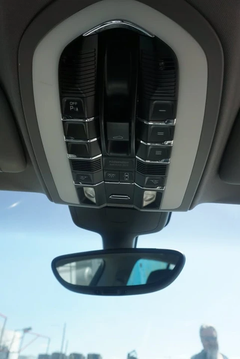 2011 Porsche 970 Panamera 4S - Image 11 of 20