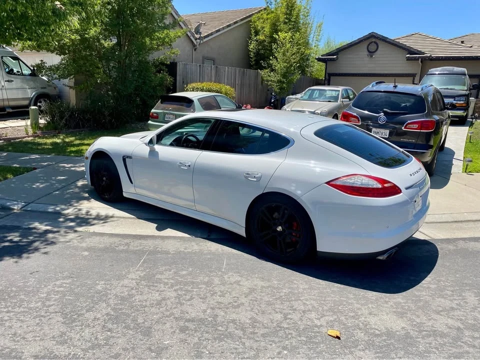 2011 Porsche 970 Panamera 4S - Image 9 of 19