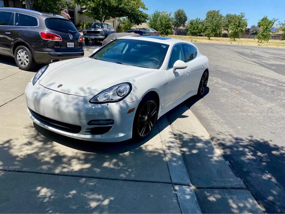 2011 Porsche 970 Panamera 4S - Image 11 of 19