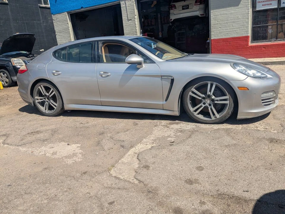 2011 Porsche 970 Panamera 4S - Image 3 of 11