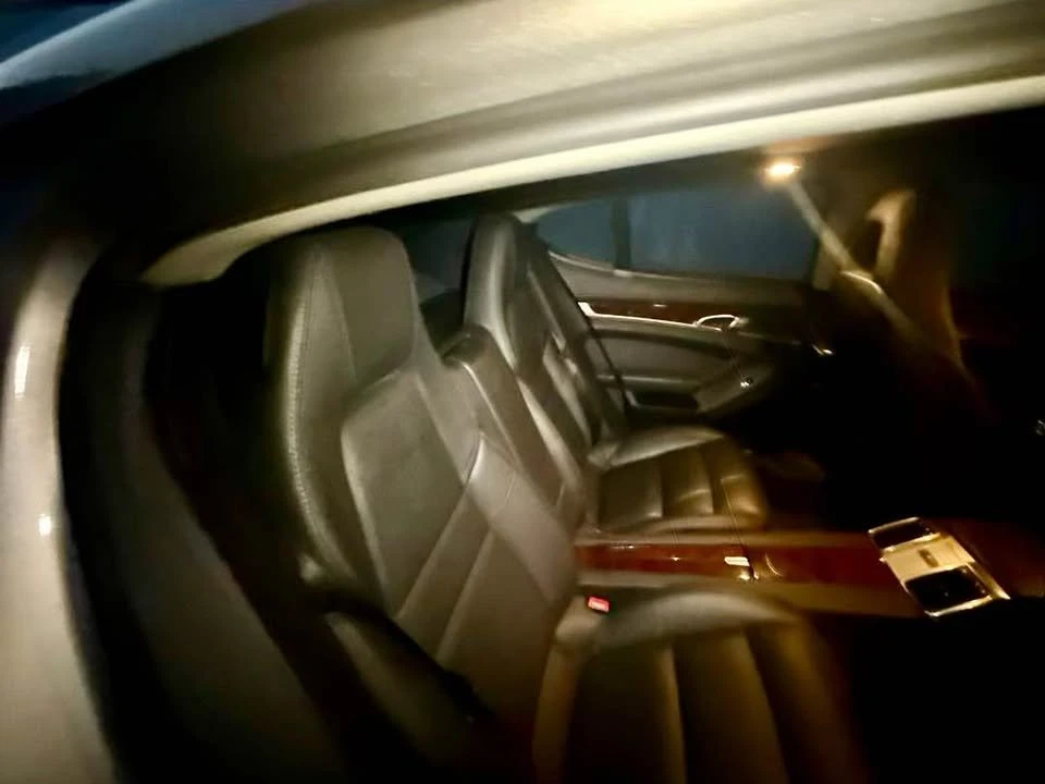 2011 Porsche 970 Panamera 4S - Image 6 of 7