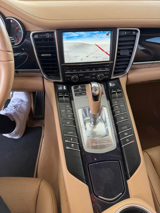 2011 Porsche 970 Panamera S - Image 13 of 19