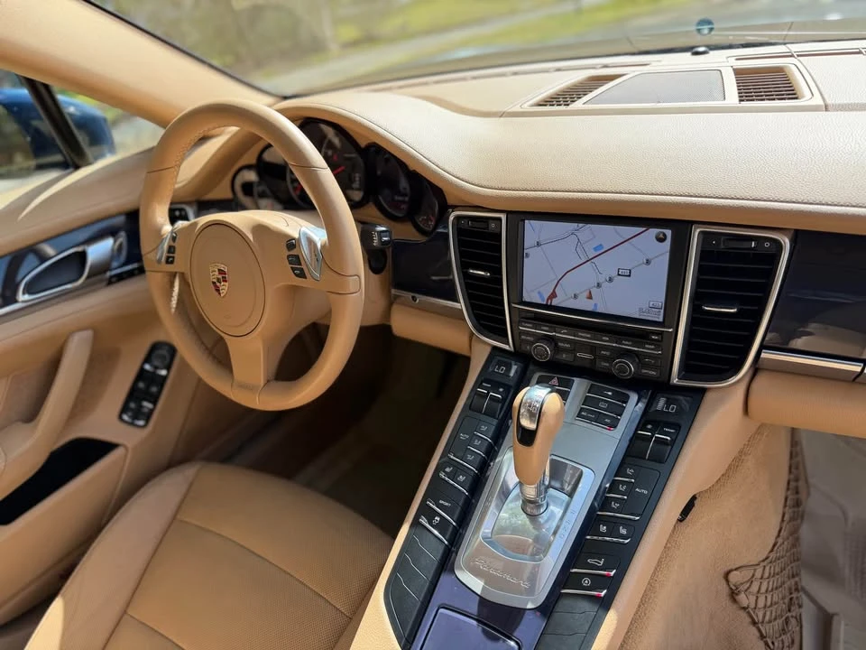 2011 Porsche 970 Panamera - Image 19 of 20