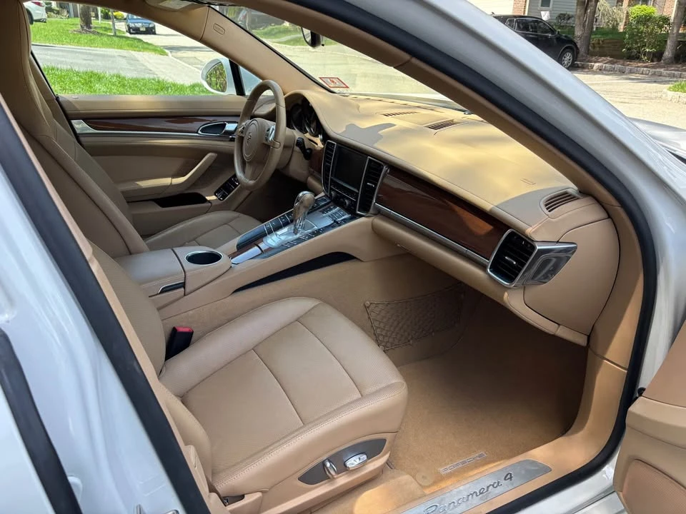 2011 Porsche 970 Panamera - Image 10 of 16