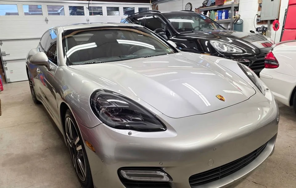 2011 Porsche 970 Panamera Turbo - Image 2 of 20
