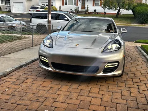 2011 Porsche Panamera Turbo Sedan