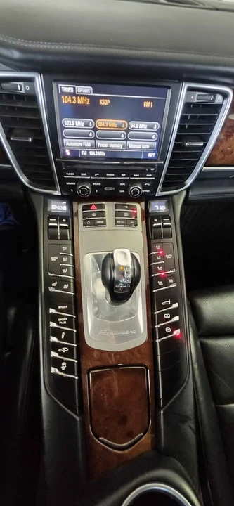 2011 Porsche 970 Panamera Turbo - Image 16 of 18
