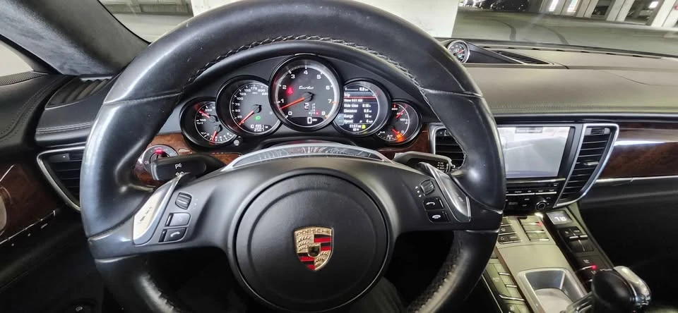 2011 Porsche 970 Panamera Turbo - Image 17 of 18