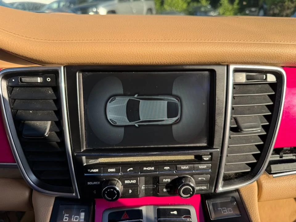 2011 Porsche Panamera - Image 13 of 20