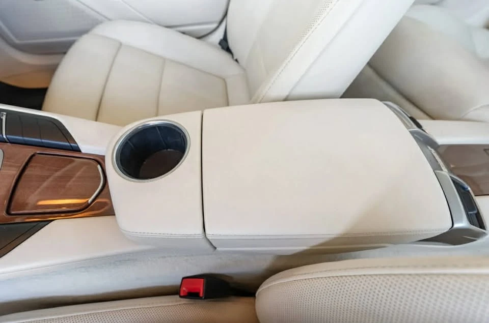 2011 Porsche 970 Panamera - Image 17 of 18