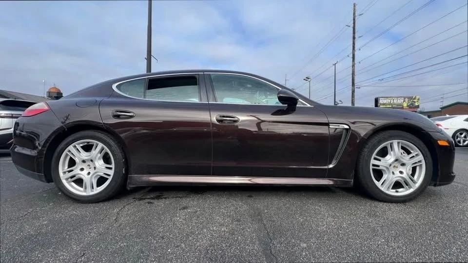 2011 Porsche 970 Panamera S - Image 9 of 20