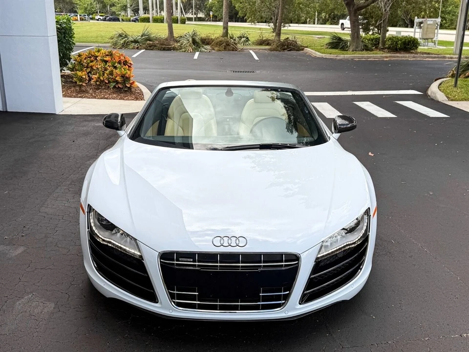 2011 Audi 42 R8 - Image 4 of 4