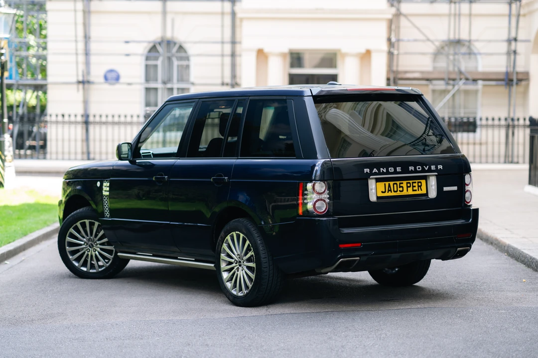 2011 Land Rover Range Rover L322 - Image 6 of 31