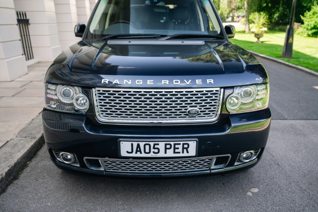 2011 Land Rover Range Rover L322 - Image 17 of 31