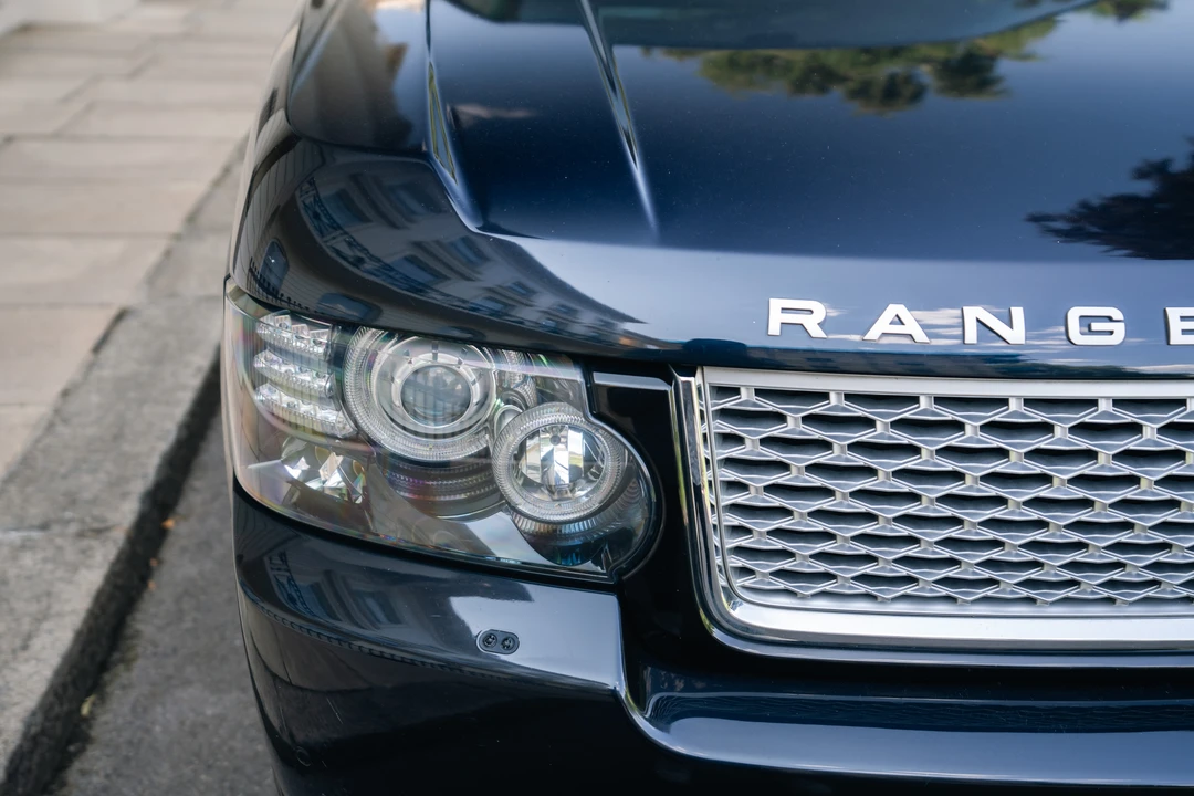 2011 Land Rover Range Rover L322 - Image 21 of 31