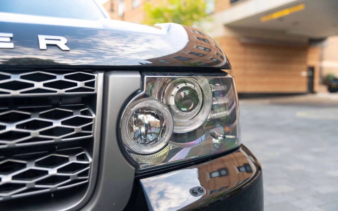 2011 Land Rover Range Rover L322 - Image 26 of 31