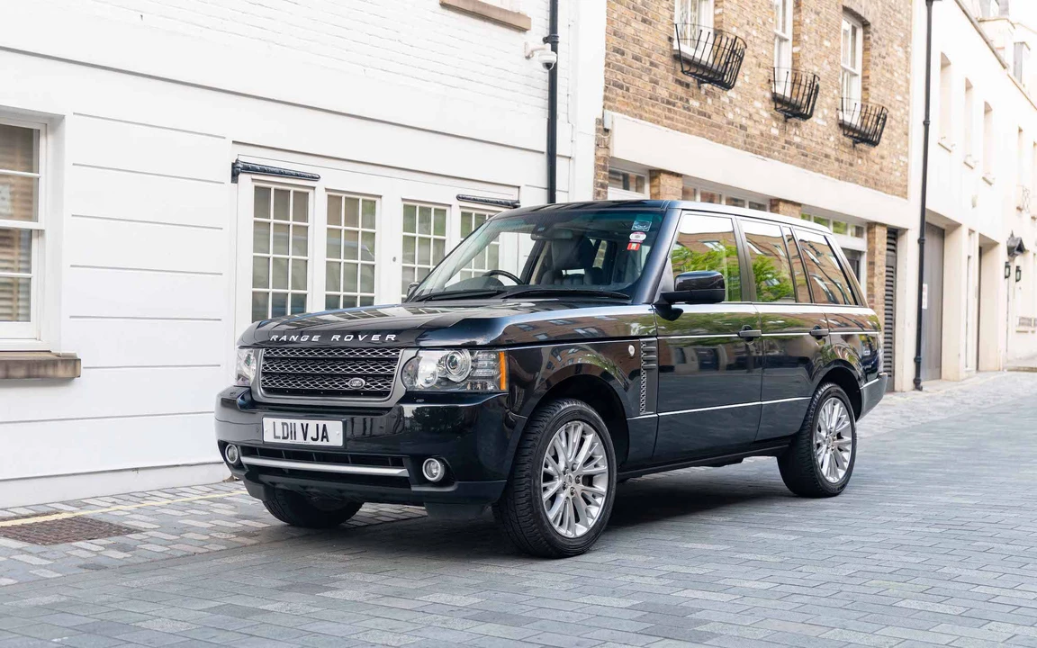 2011 Land Rover Range Rover L322 - Image 11 of 31