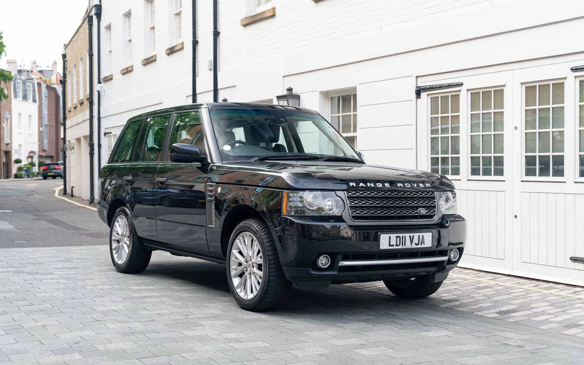 2011 Land Rover Range Rover L322 - Image 13 of 31