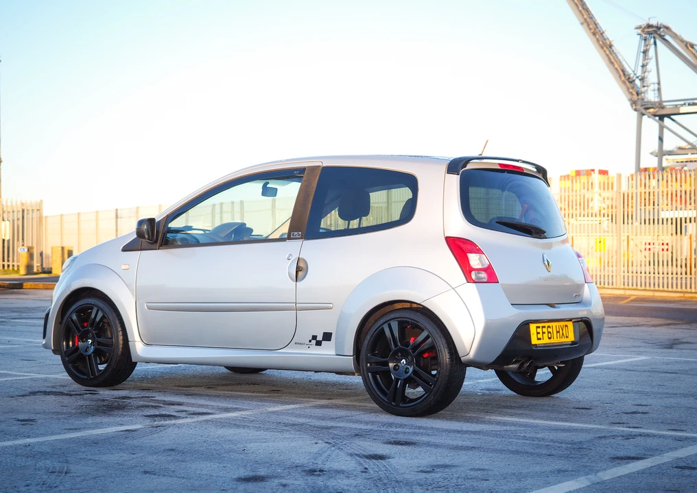 2011 Renault - Image 14 of 31