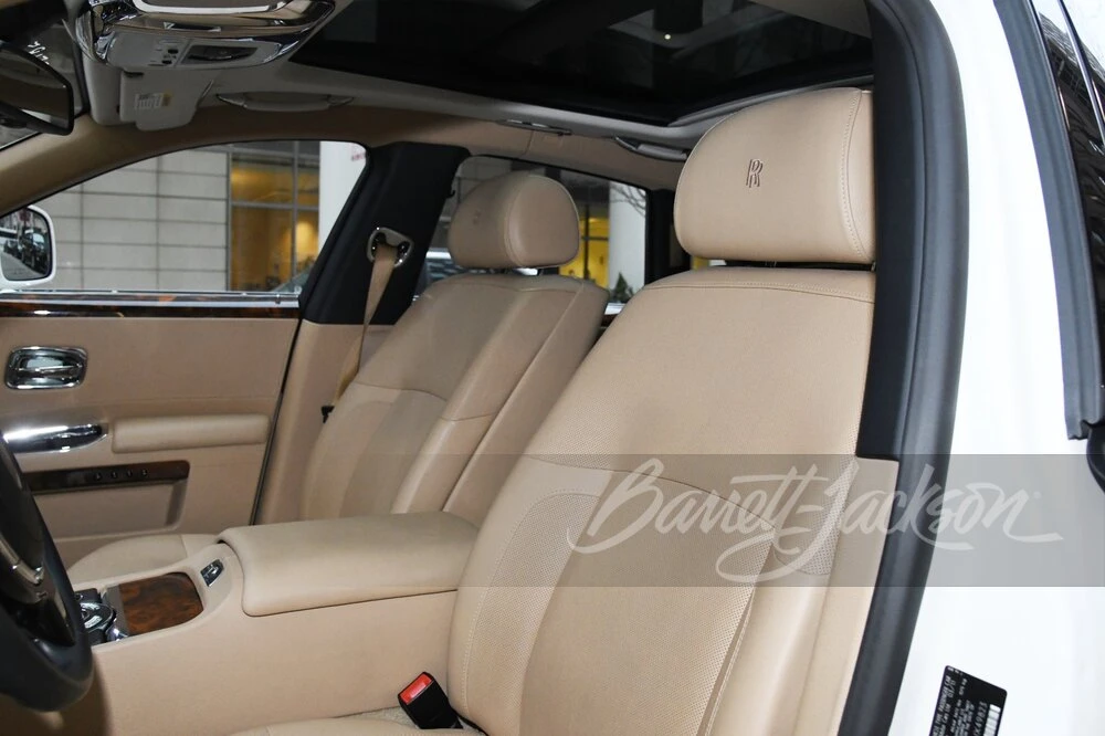 2011 Rolls-Royce Ghost 1st Gen - Image 8 of 29
