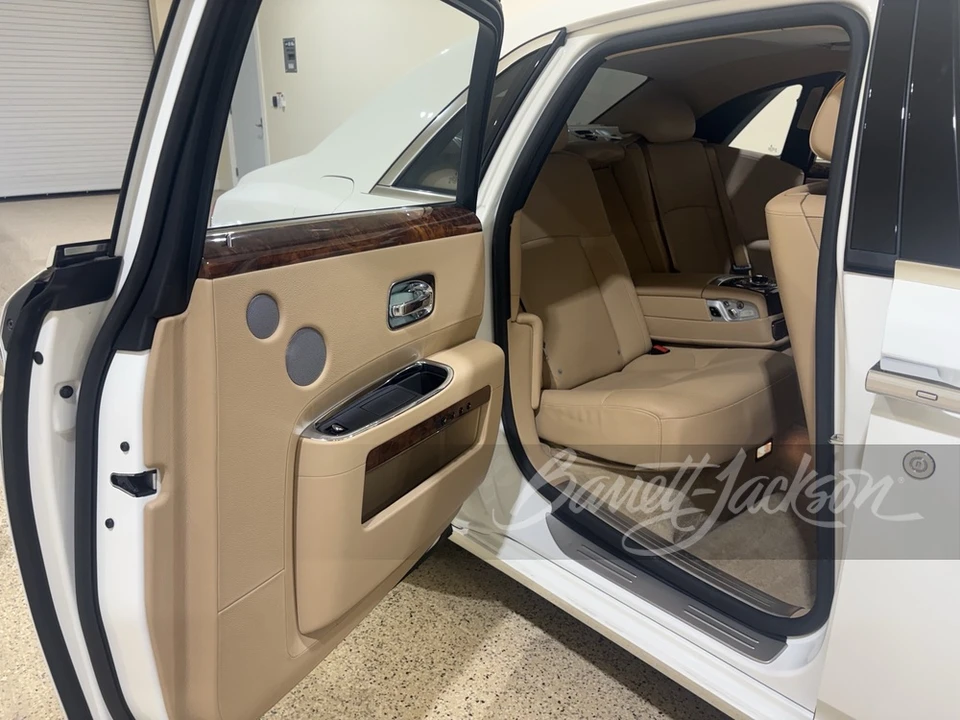 2011 Rolls-Royce Ghost 1st Gen - Image 7 of 12