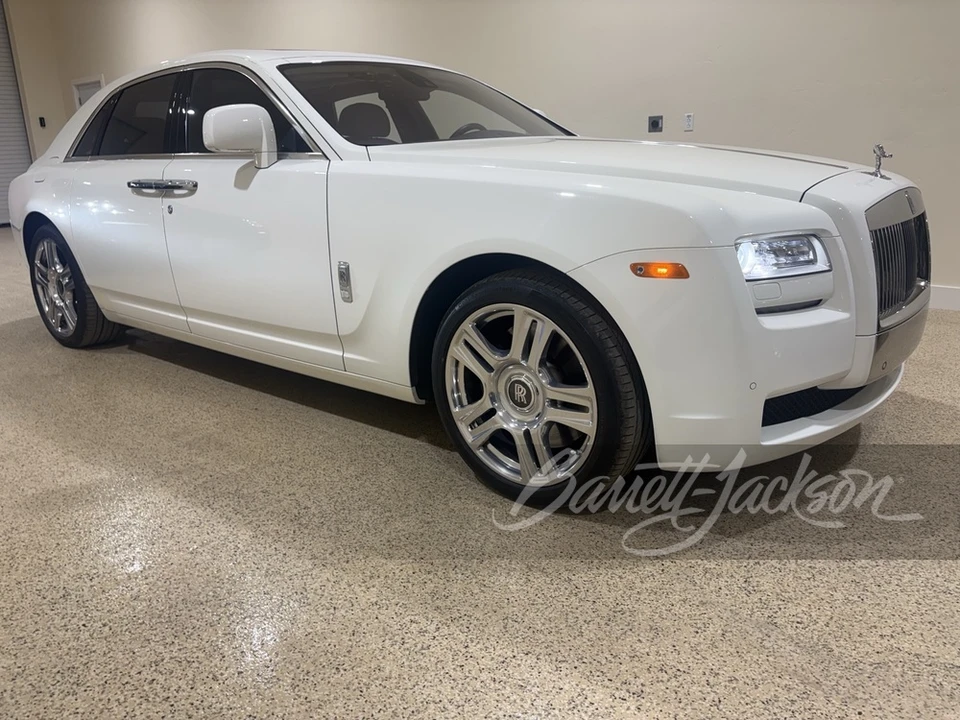 2011 Rolls-Royce Ghost 1st Gen - Image 10 of 12