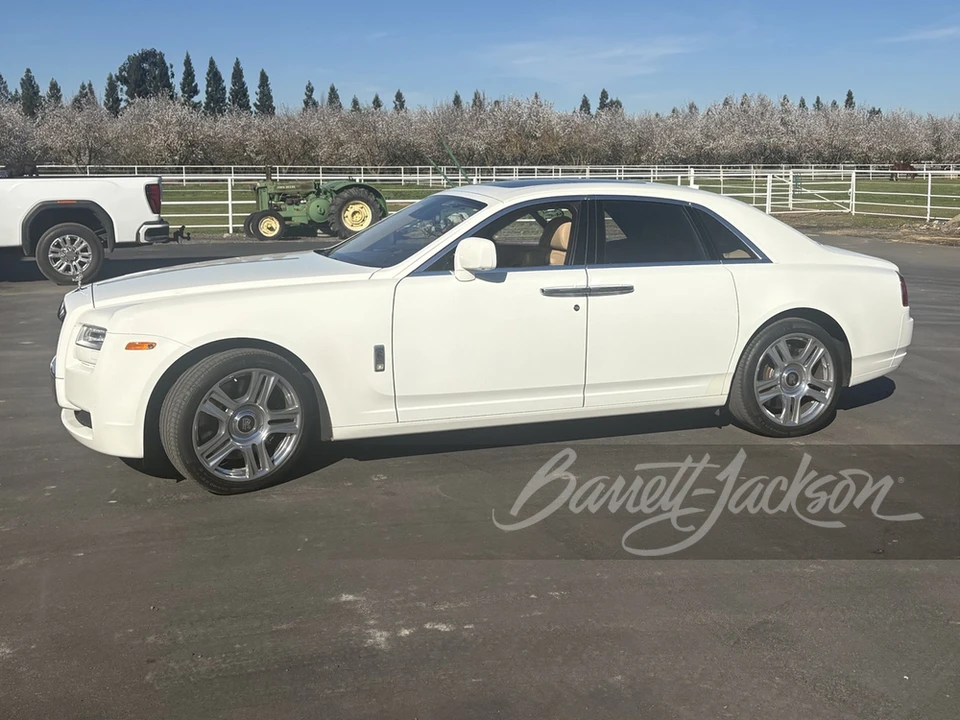2011 Rolls-Royce Ghost 1st Gen - Image 2 of 12