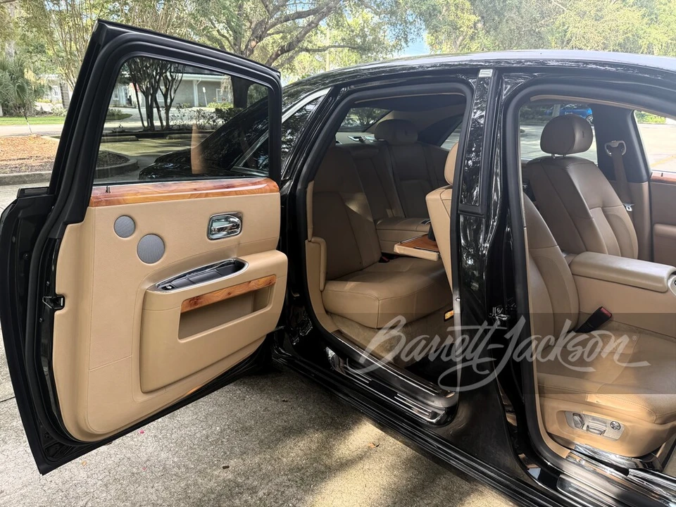 2011 Rolls-Royce Ghost 1st Gen - Image 8 of 31