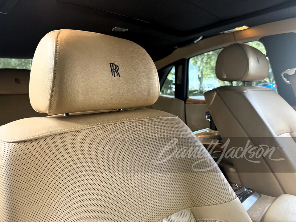 2011 Rolls-Royce Ghost 1st Gen - Image 9 of 31