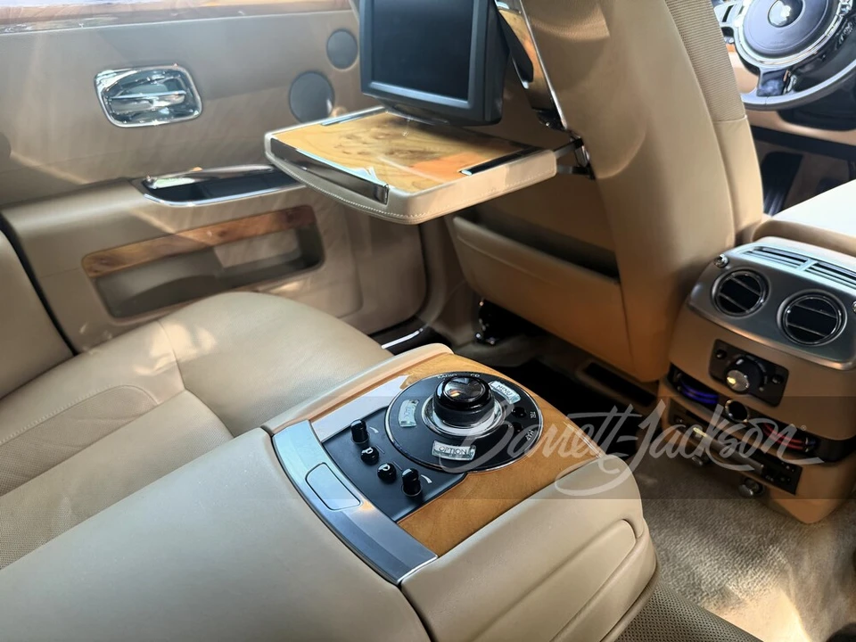 2011 Rolls-Royce Ghost 1st Gen - Image 10 of 31