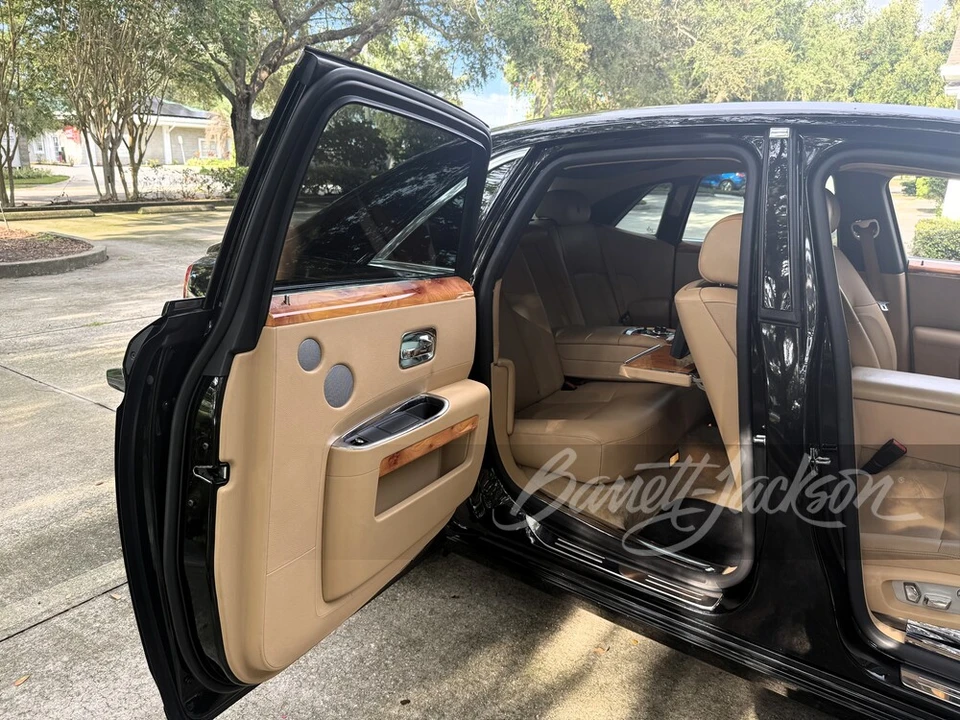 2011 Rolls-Royce Ghost 1st Gen - Image 12 of 31