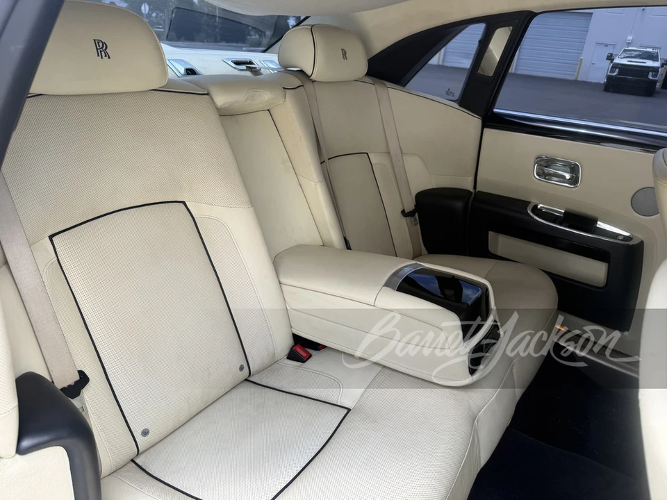 2011 Rolls-Royce Ghost 1st Gen - Image 11 of 26