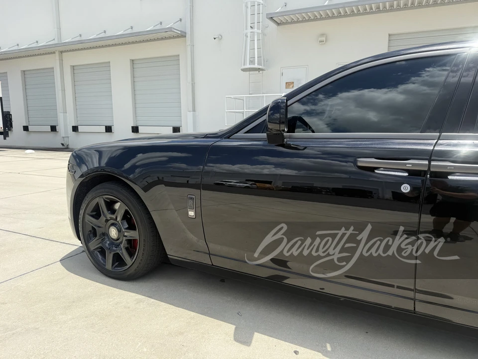 2011 Rolls-Royce Ghost 1st Gen - Image 19 of 26