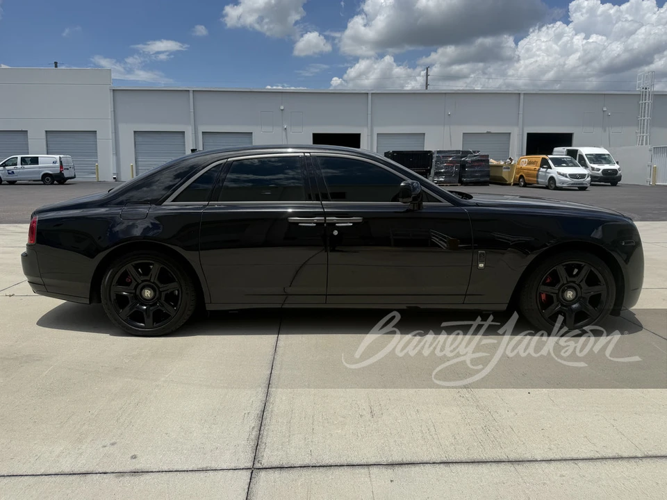 2011 Rolls-Royce Ghost 1st Gen - Image 2 of 26