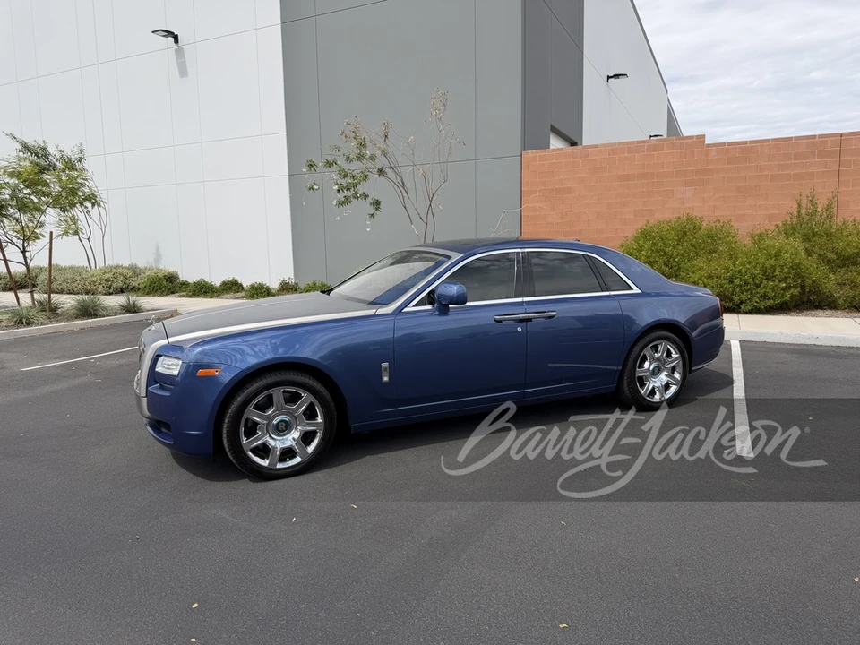 2011 Rolls-Royce Ghost 1st Gen - Image 14 of 15