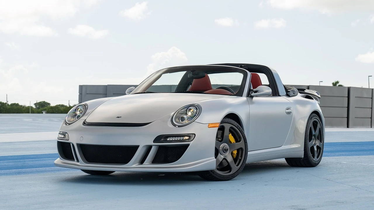 2011 RUF - Image 22 of 31