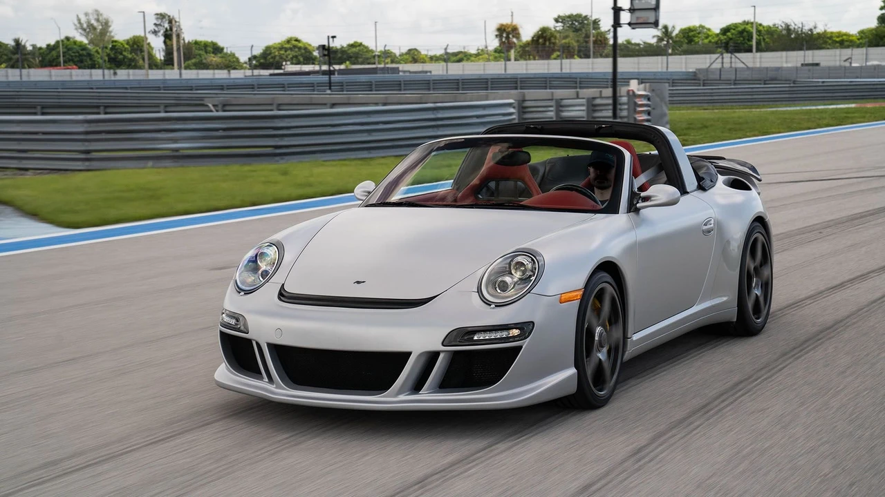 2011 RUF - Image 20 of 31