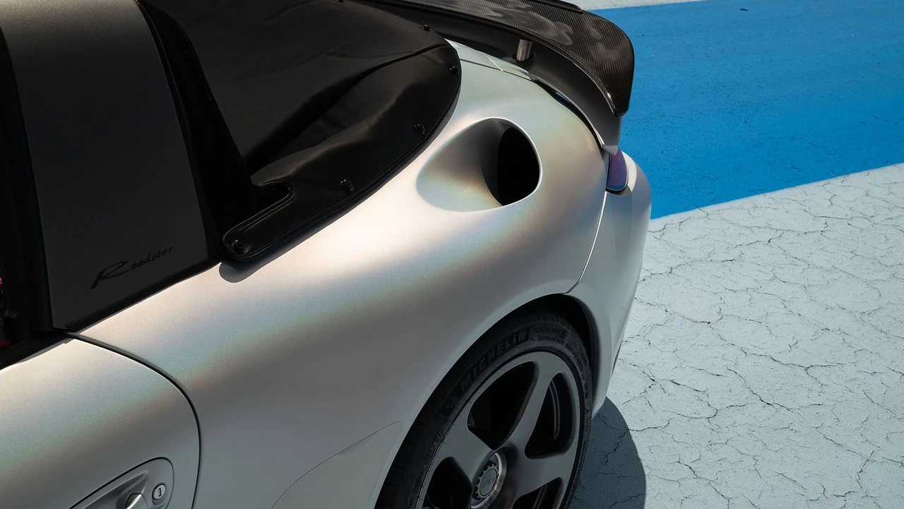 2011 RUF - Image 31 of 31