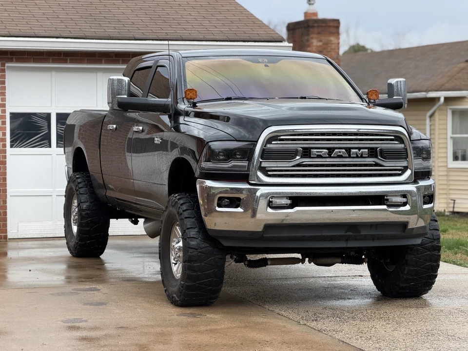 2011 Ram Heavy Duty - Image 2 of 31