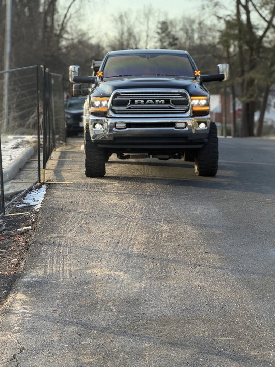 2011 Ram Heavy Duty - Image 15 of 31