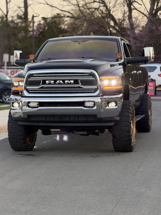 2011 Ram Heavy Duty - Image 3 of 31