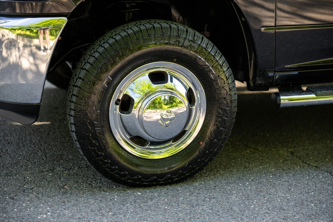 2011 Ram Heavy Duty - Image 9 of 31