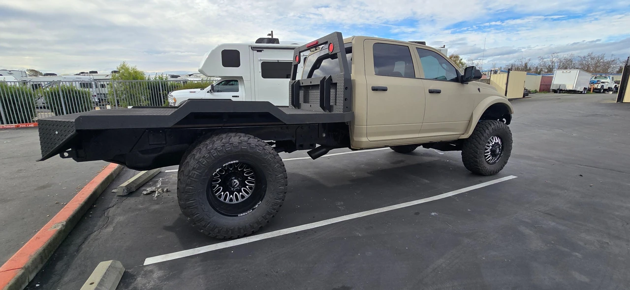 2011 Ram Heavy Duty - Image 15 of 31