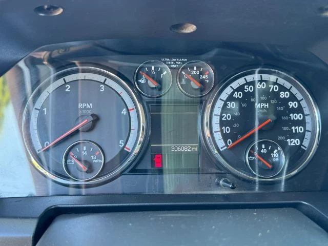 2011 Ram Heavy Duty - Image 22 of 31