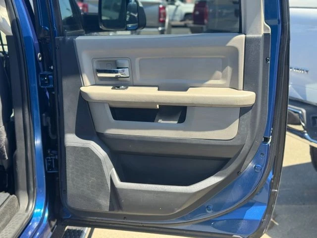 2011 Ram 3500 - Image 23 of 31