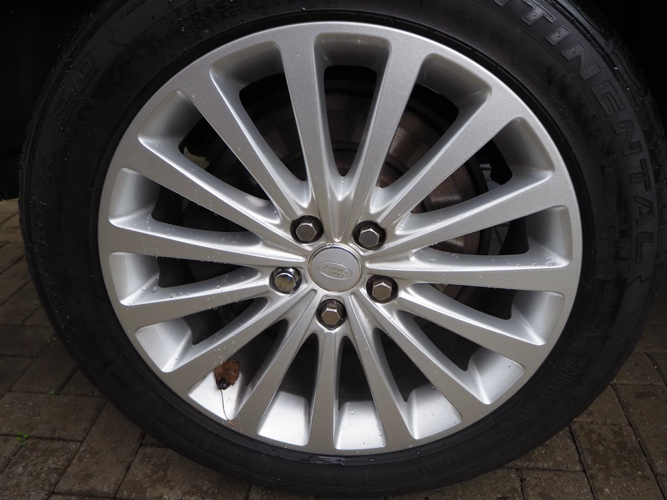 2011 Land Rover Range Rover L322 - Image 28 of 31