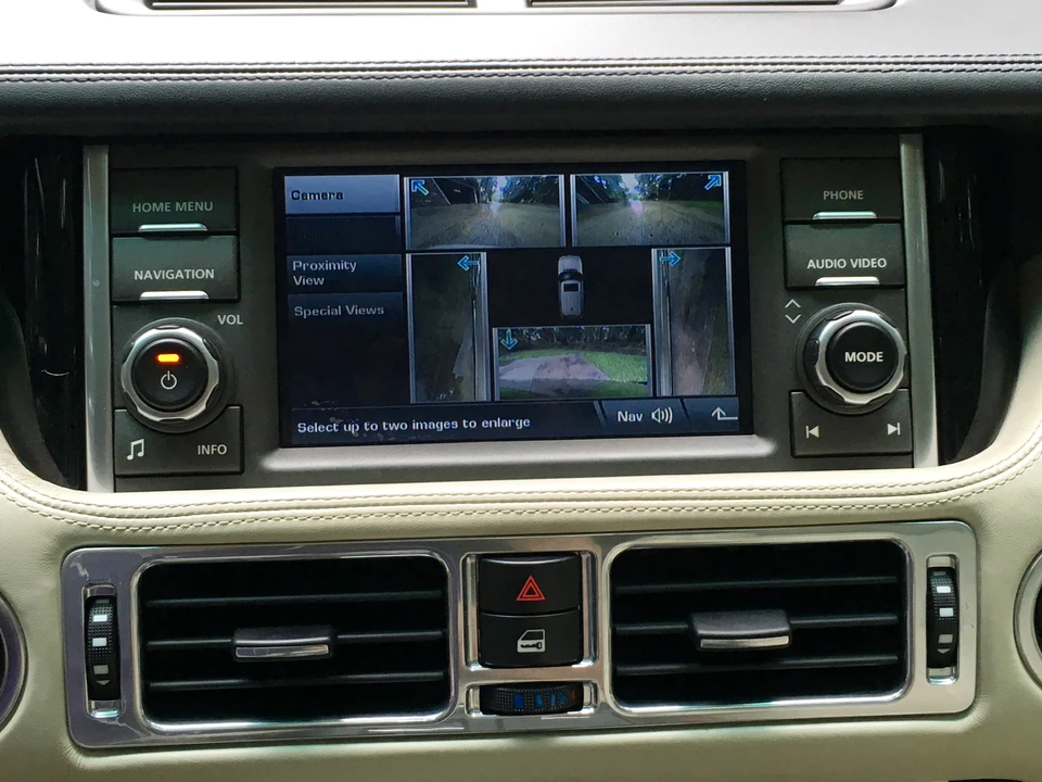 2011 Land Rover Range Rover L322 - Image 4 of 8